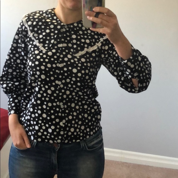 Polka Dot top with Extra wide Collar and Cuffs - Picture 2 of 6